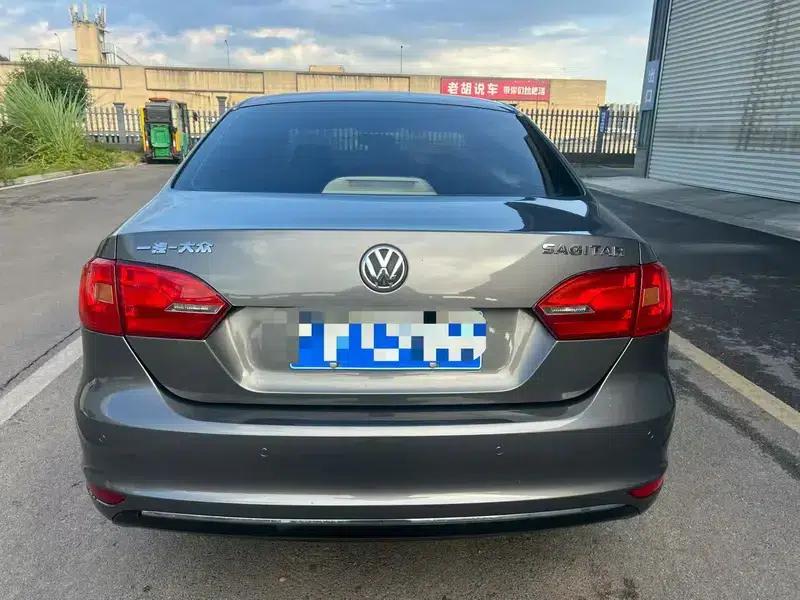2012 Volkswagen Sagitar 1.6L Automatic Comfort Model — миниатюра 5