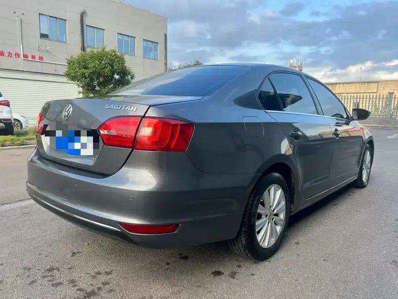 2012 Volkswagen Sagitar 1.6L Automatic Comfort Model — миниатюра 6
