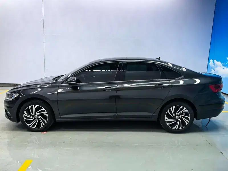 2021 Volkswagen Sagitar 280TSI DSG Excellence Edition — миниатюра 4