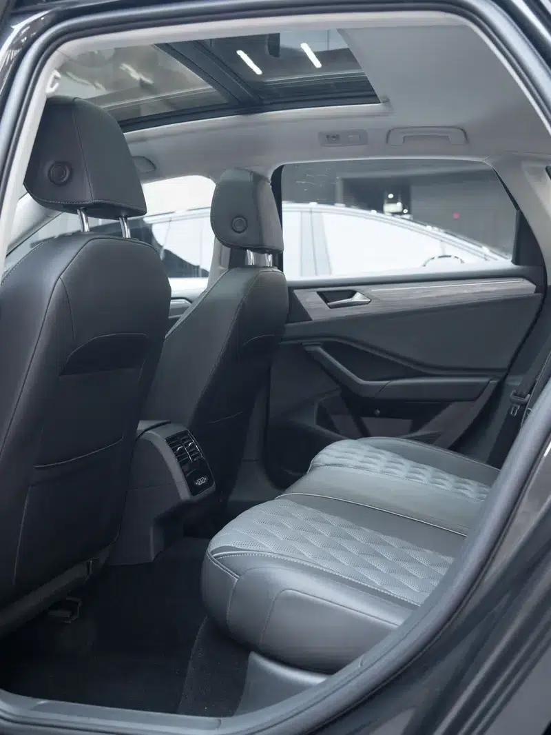 2023 Volkswagen Sagitar 280TSI DSG Super Edition Plus — миниатюра 24