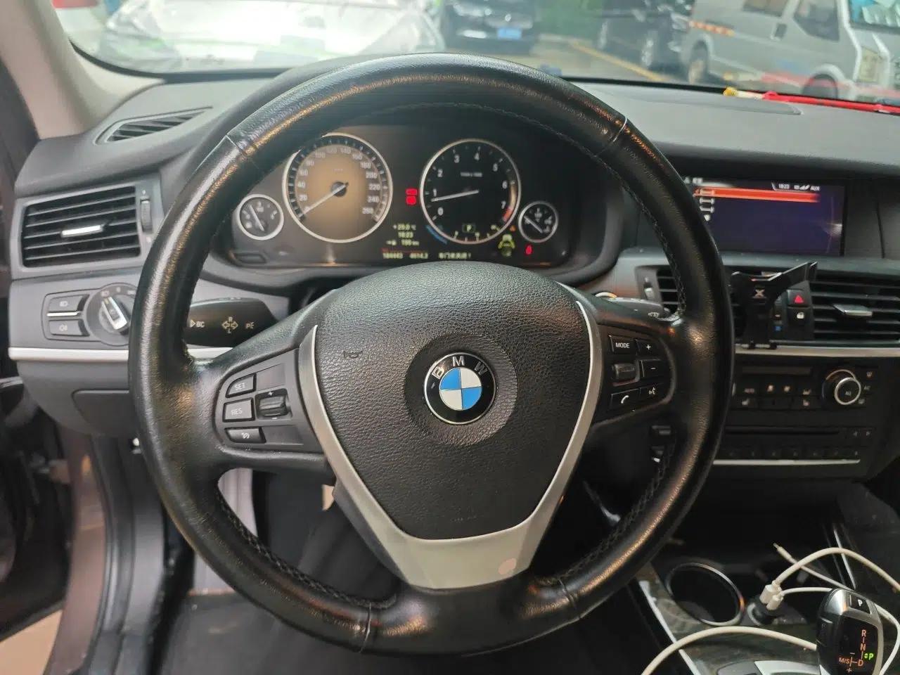 BMW X3 2013 Facelifted xDrive20i Luxury Edition — миниатюра 10