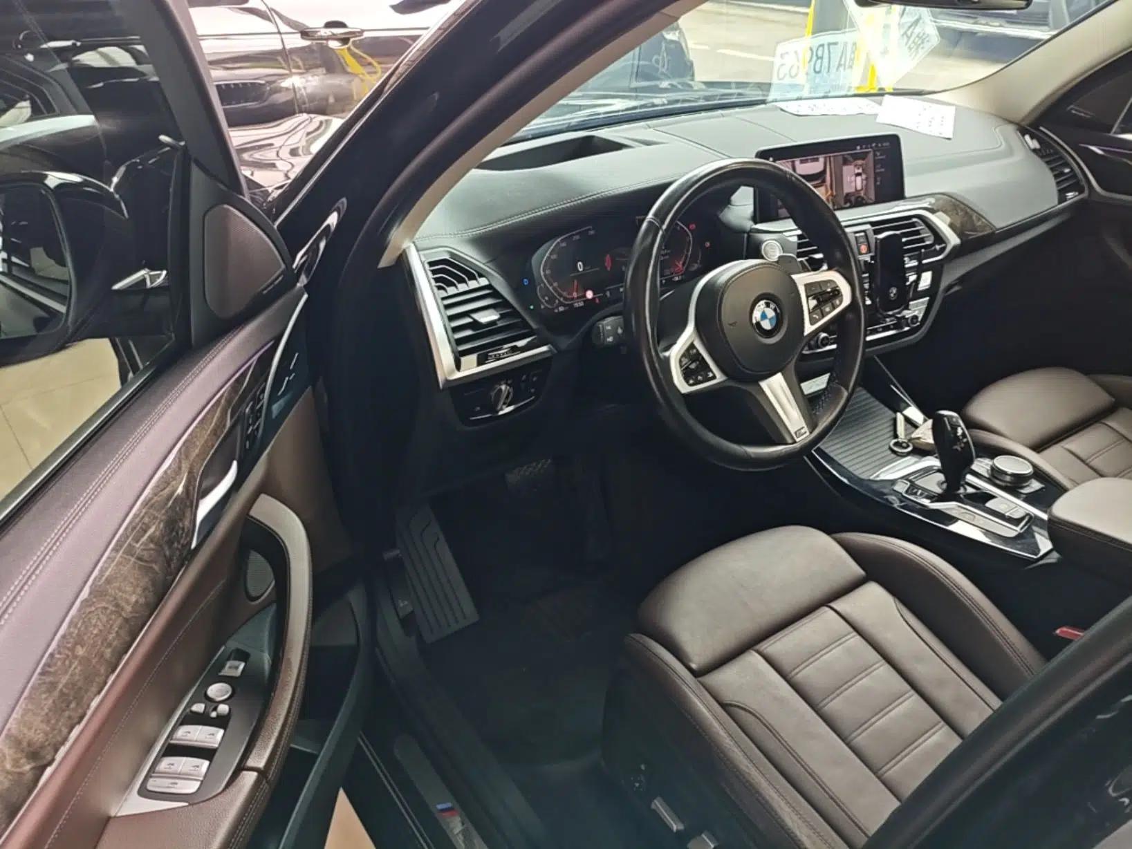 BMW X3 2021 xDrive30i Luxury Model with M Sport Package — миниатюра 18