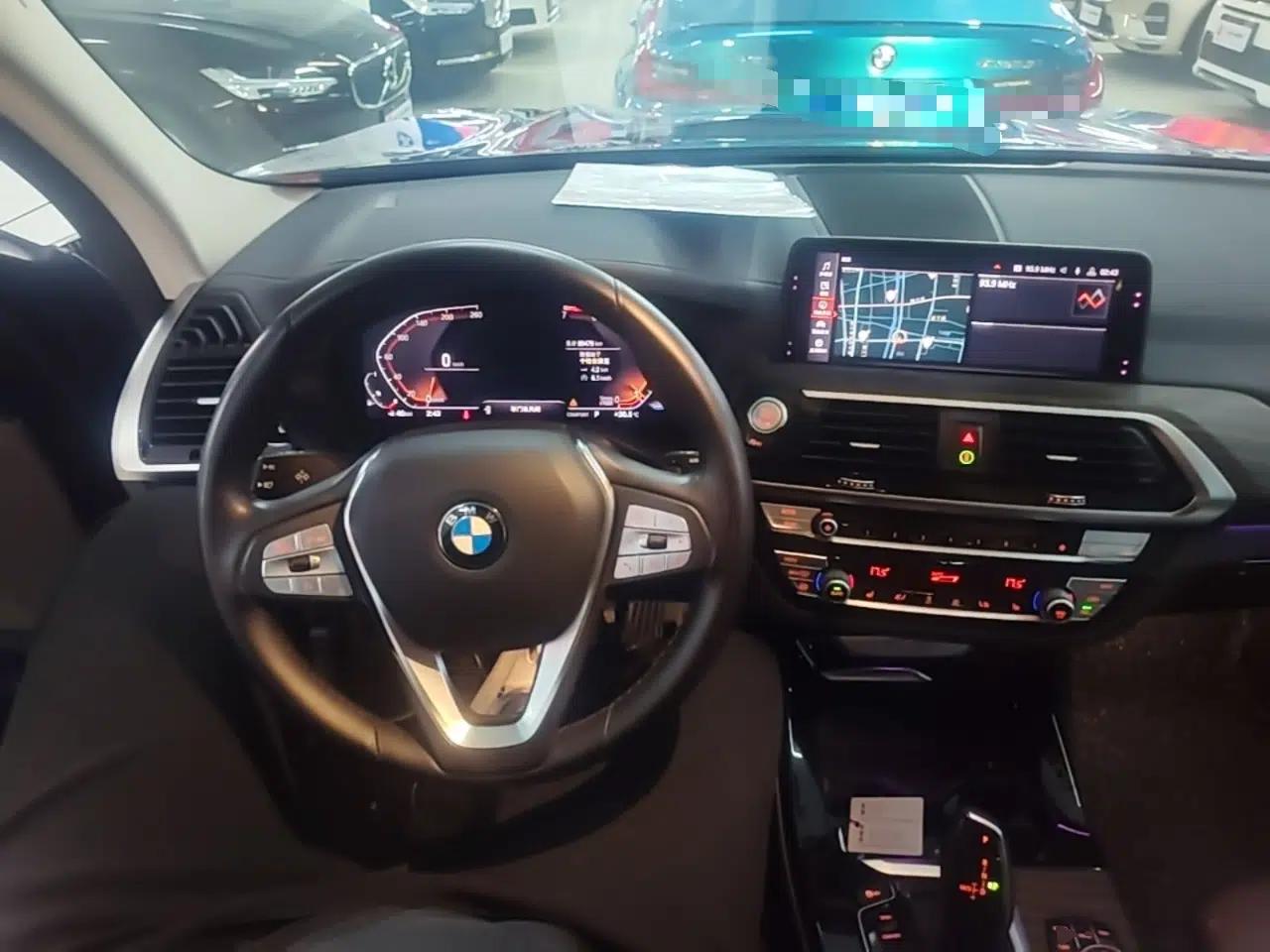 BMW X3 2020 xDrive28i Luxury Package — миниатюра 13