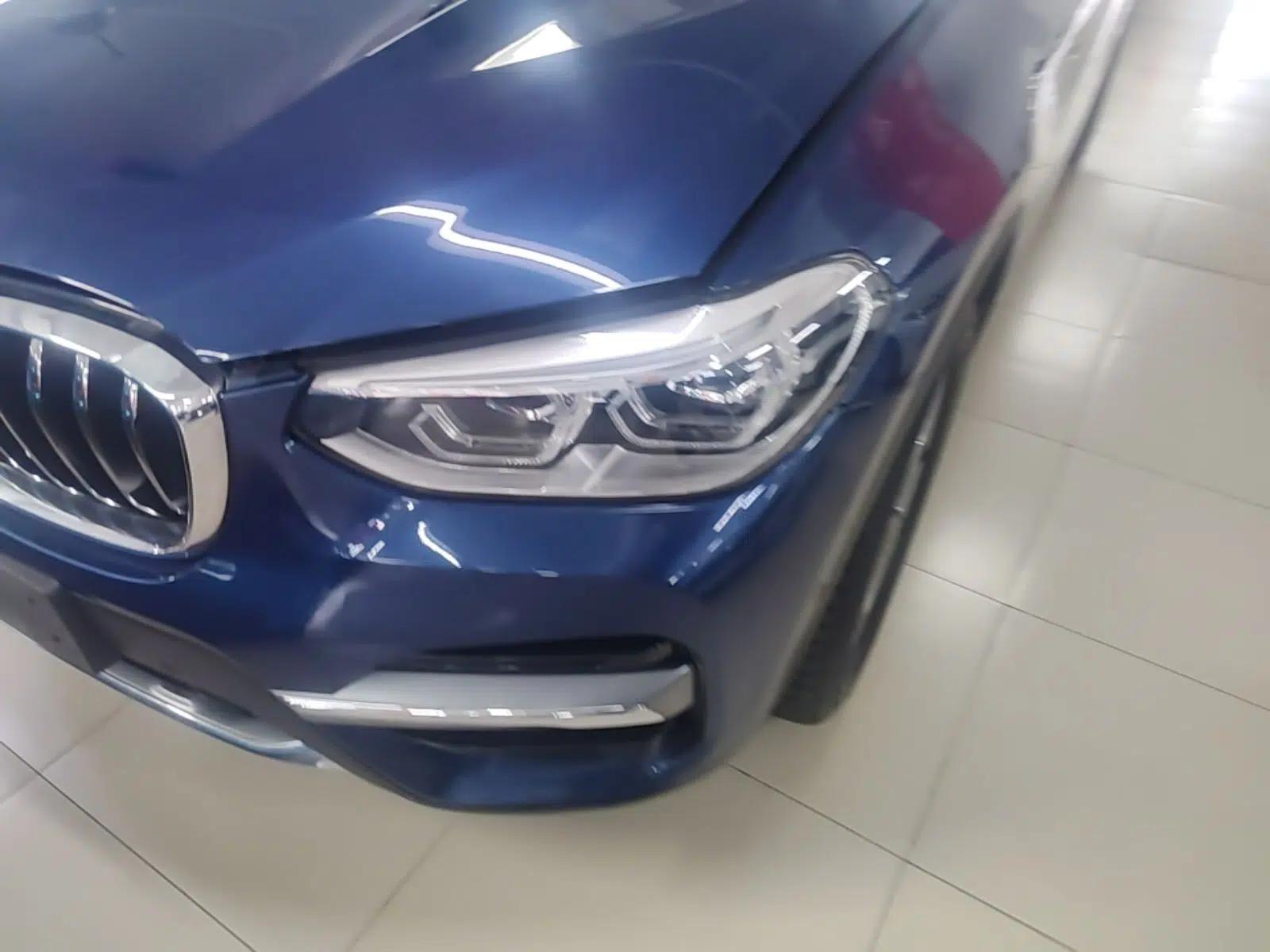 BMW X3 2020 xDrive28i Luxury Package — миниатюра 8