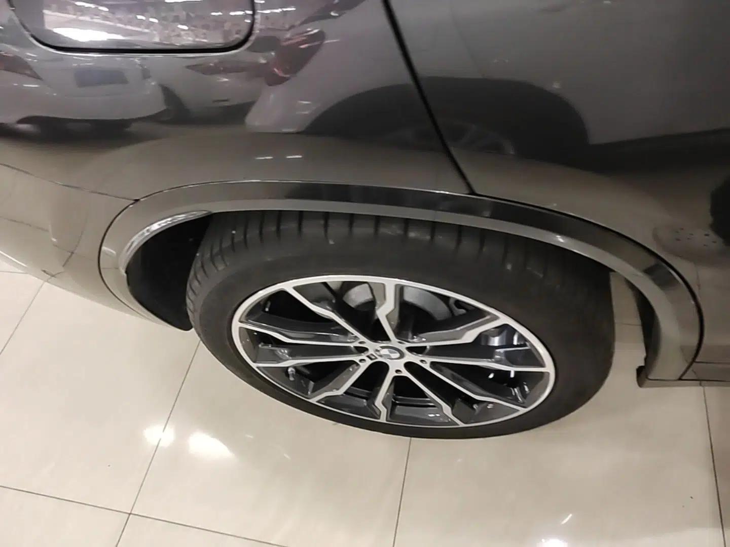 BMW X3 2023 Restyled xDrive30i Leading Edition M Night Sky Package — миниатюра 11