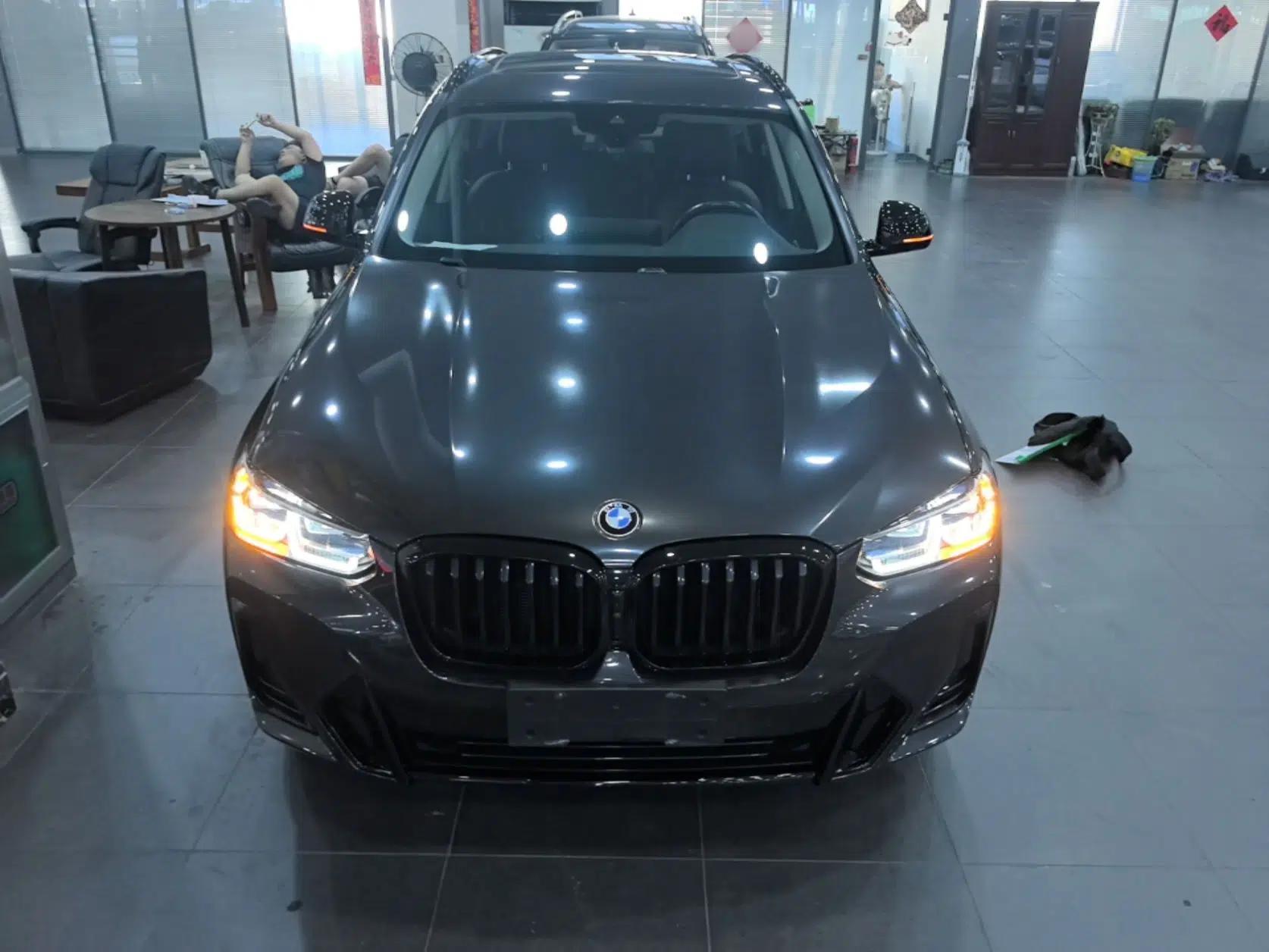 BMW X3 2023 Restyled xDrive30i Leading Edition M Night Sky Package — миниатюра 2