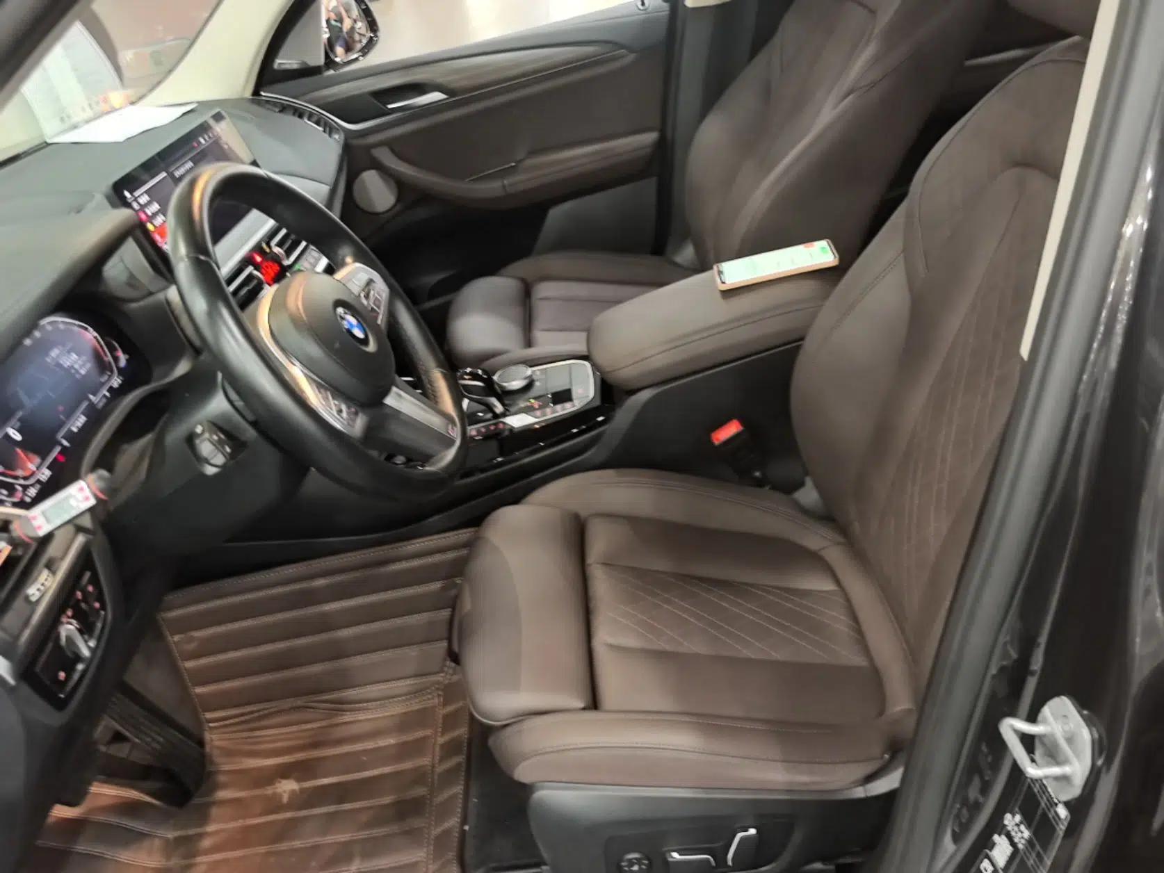 BMW X3 2023 Restyled xDrive30i Leading Edition M Night Sky Package — миниатюра 22