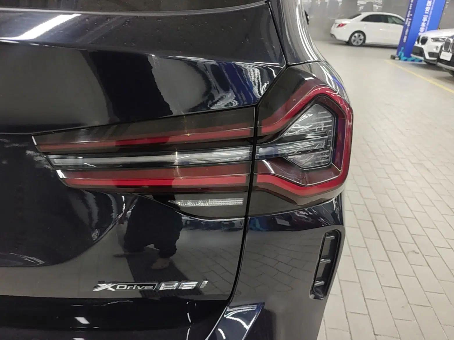 BMW X3 2023 xDrive25i M Sport Package — миниатюра 9
