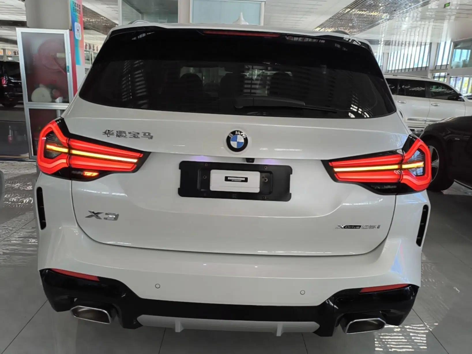 BMW X3 2022 Restyled xDrive25i M Sport Package — миниатюра 5