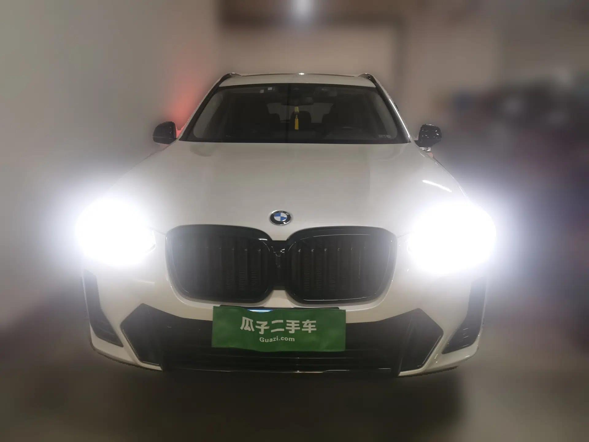 BMW X3 2022 Facelift xDrive30i Luxury Edition M Night Edition Package — миниатюра 2