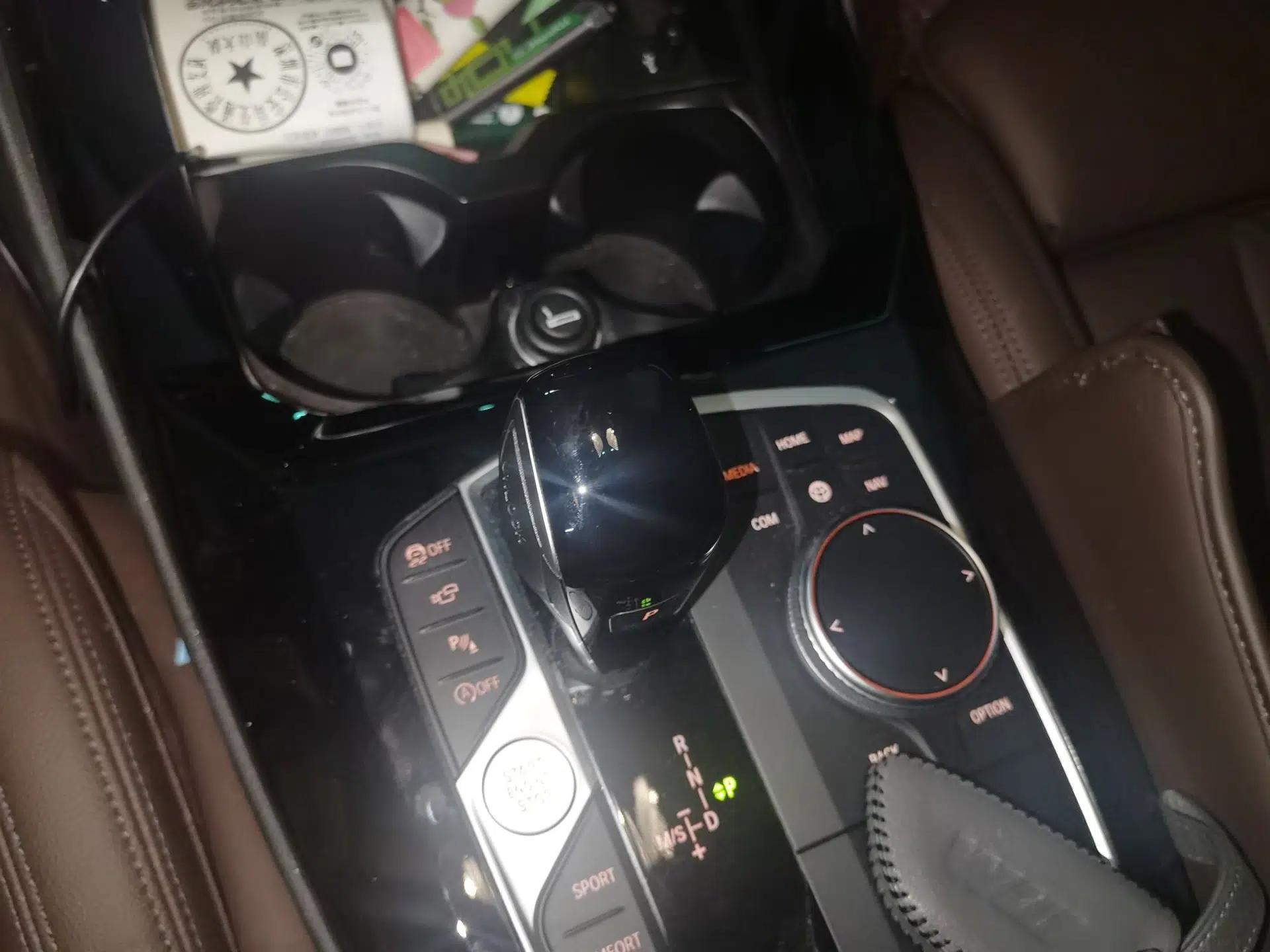 BMW X3 2022 Facelift xDrive30i Luxury Edition M Night Edition Package — миниатюра 14