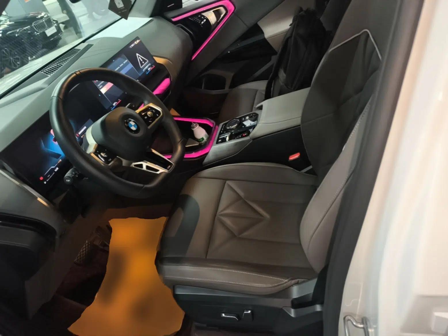 BMW X3 2025 xDrive30L Leading Model M Sport Package — миниатюра 17