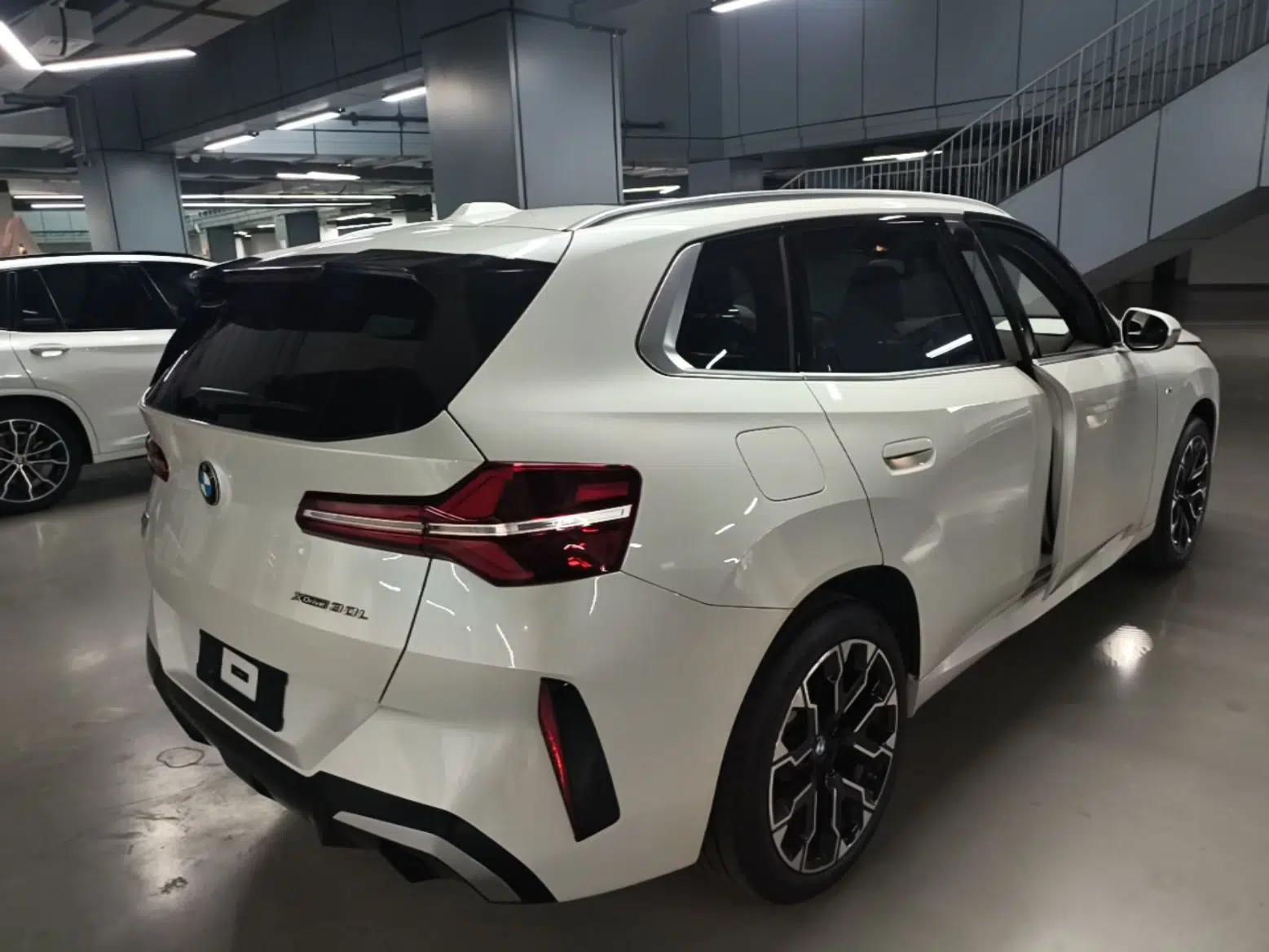 BMW X3 2025 xDrive30L Leading Model M Sport Package — миниатюра 6