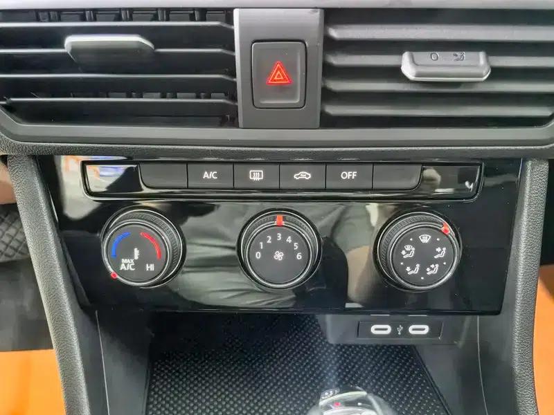 2023 Volkswagen Bora 200TSI DSG Yuexing PRO Edition — миниатюра 13