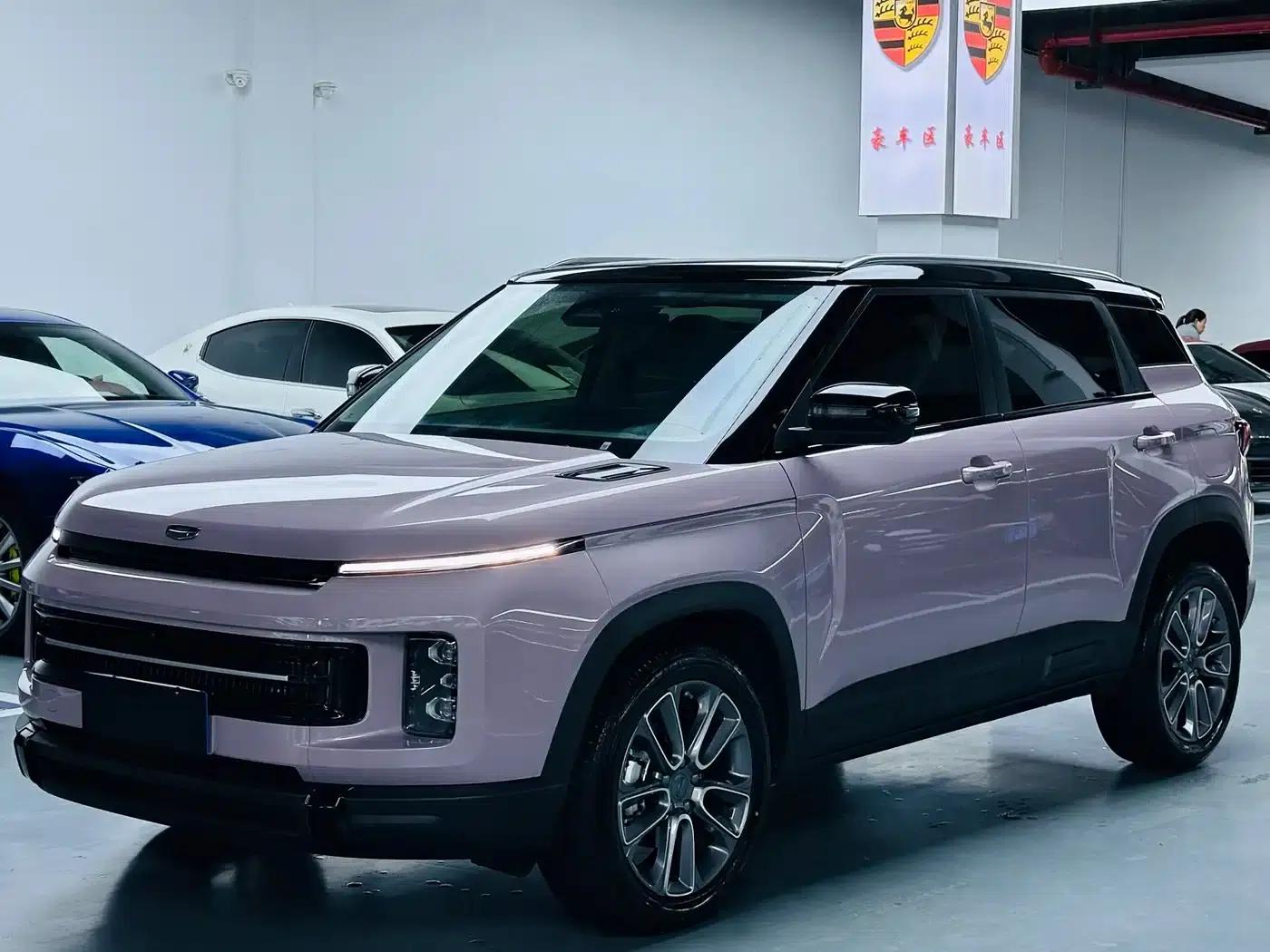 Geely ICON 2026 Chocolate 1.5TD Premium Edition — миниатюра 1