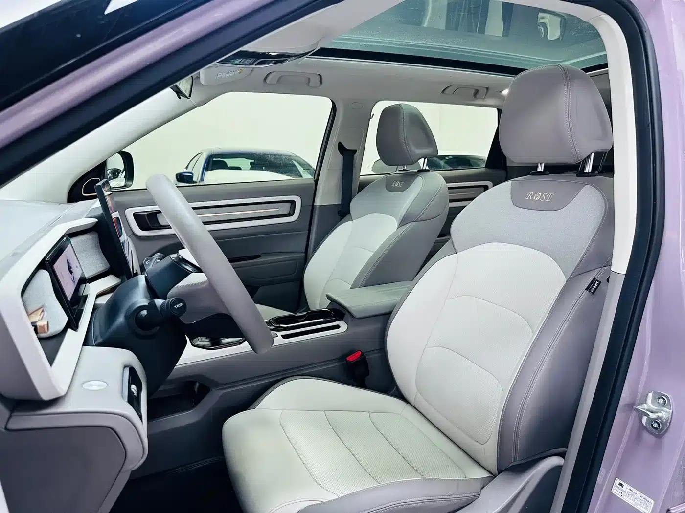 Geely ICON 2026 Chocolate 1.5TD Premium Edition — миниатюра 10