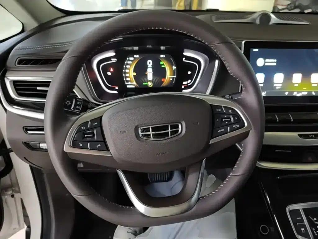 Jiaji New Energy 2021 ePro 1.5TD PHEV Premium Edition — миниатюра 11