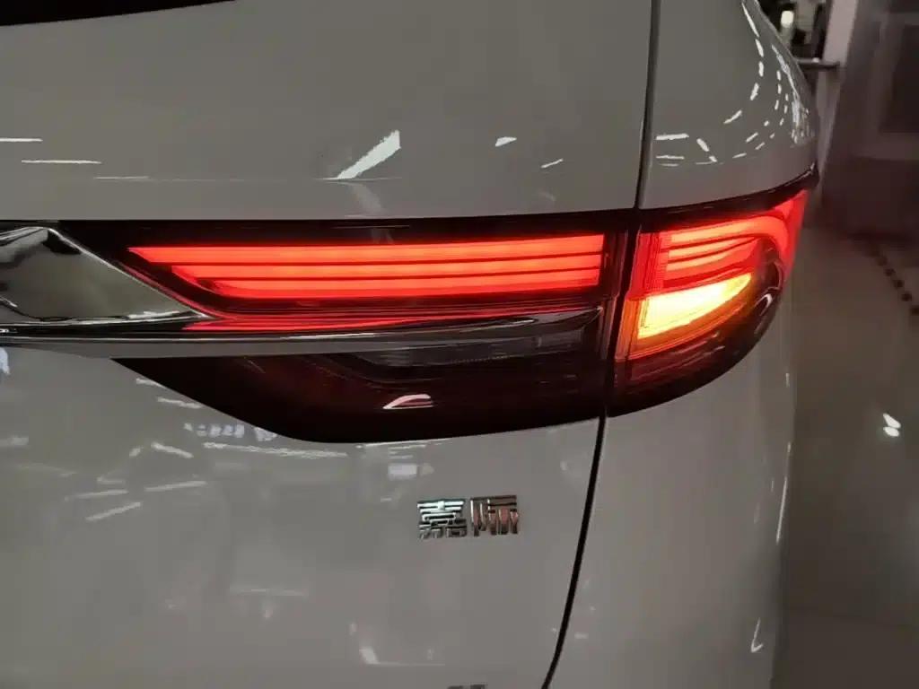 Jiaji New Energy 2021 ePro 1.5TD PHEV Premium Edition — миниатюра 8