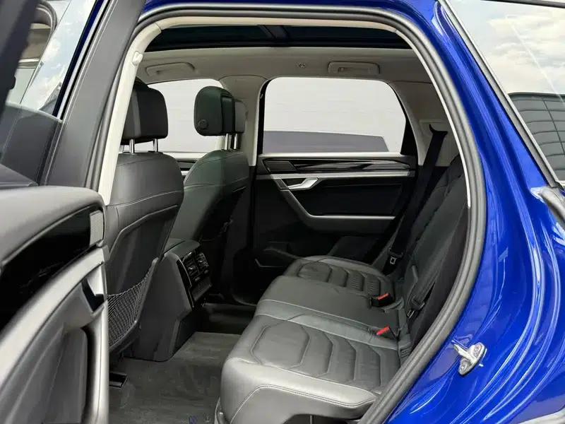 2022 Volkswagen Touareg 3.0TSI R-Line, Obsidian Black Sport Package — миниатюра 21
