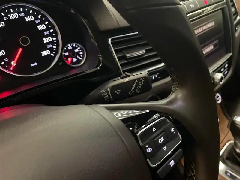 Touareg 2016 3.0TSI Standard Edition — миниатюра 15