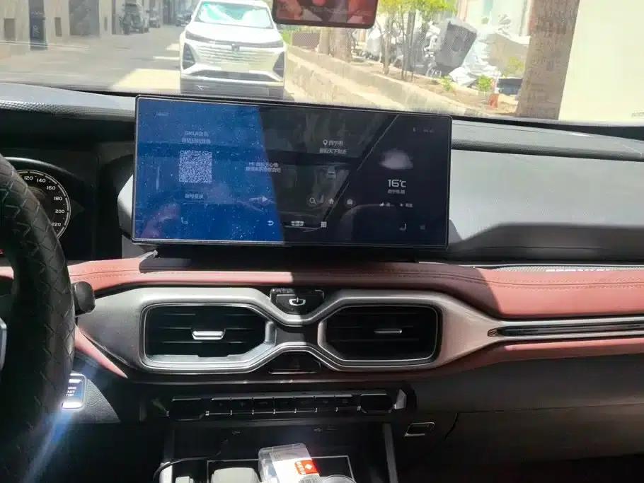 Geely Haoyue 2022 1.8TD DCT Flagship 7-Seater — миниатюра 13