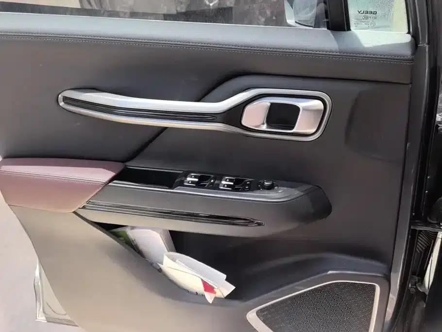 Geely Haoyue 2022 1.8TD DCT Flagship 7-Seater — миниатюра 7