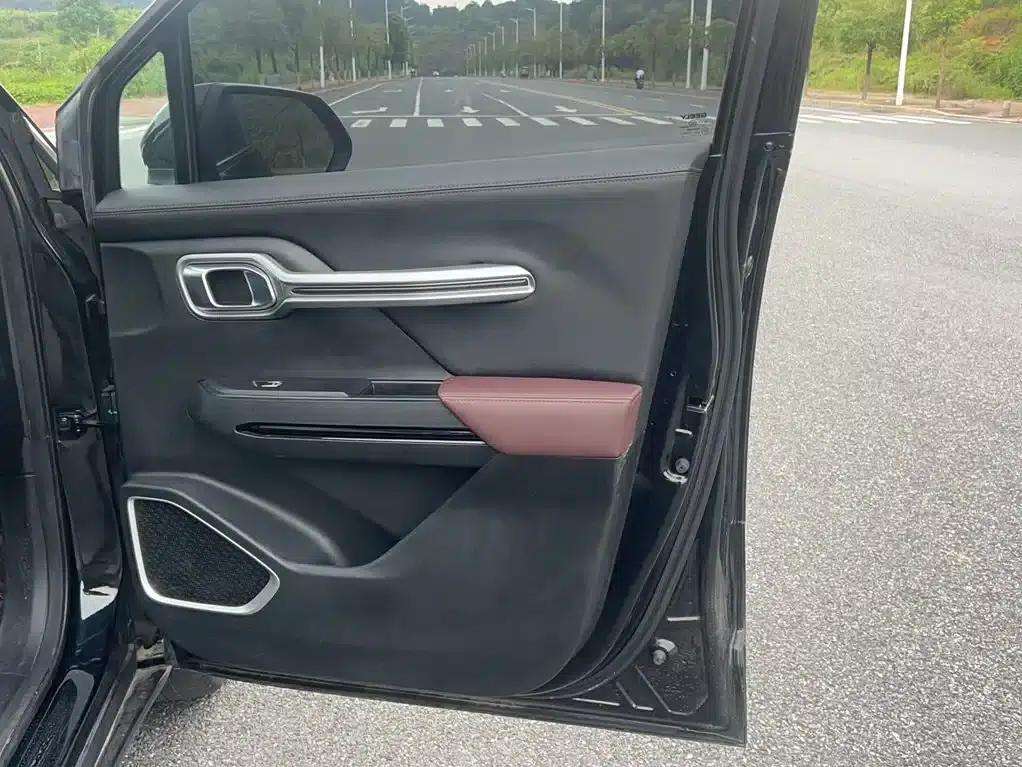 Geely Haoyue 2022 1.8TD DCT Luxury 7-seater — миниатюра 21
