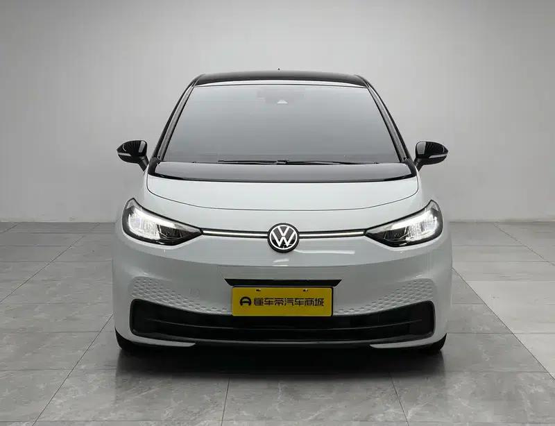 Volkswagen ID.3 2024 Outstanding Edition — миниатюра 2