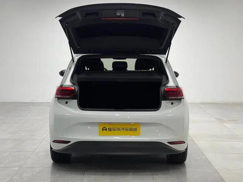 Volkswagen ID.3 2024 Outstanding Edition — миниатюра 20