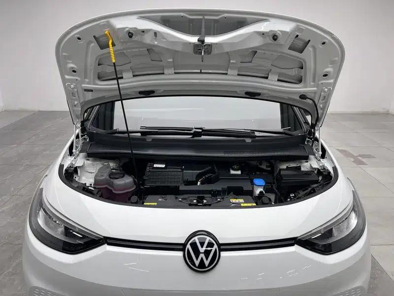 Volkswagen ID.3 2024 Outstanding Edition — миниатюра 10
