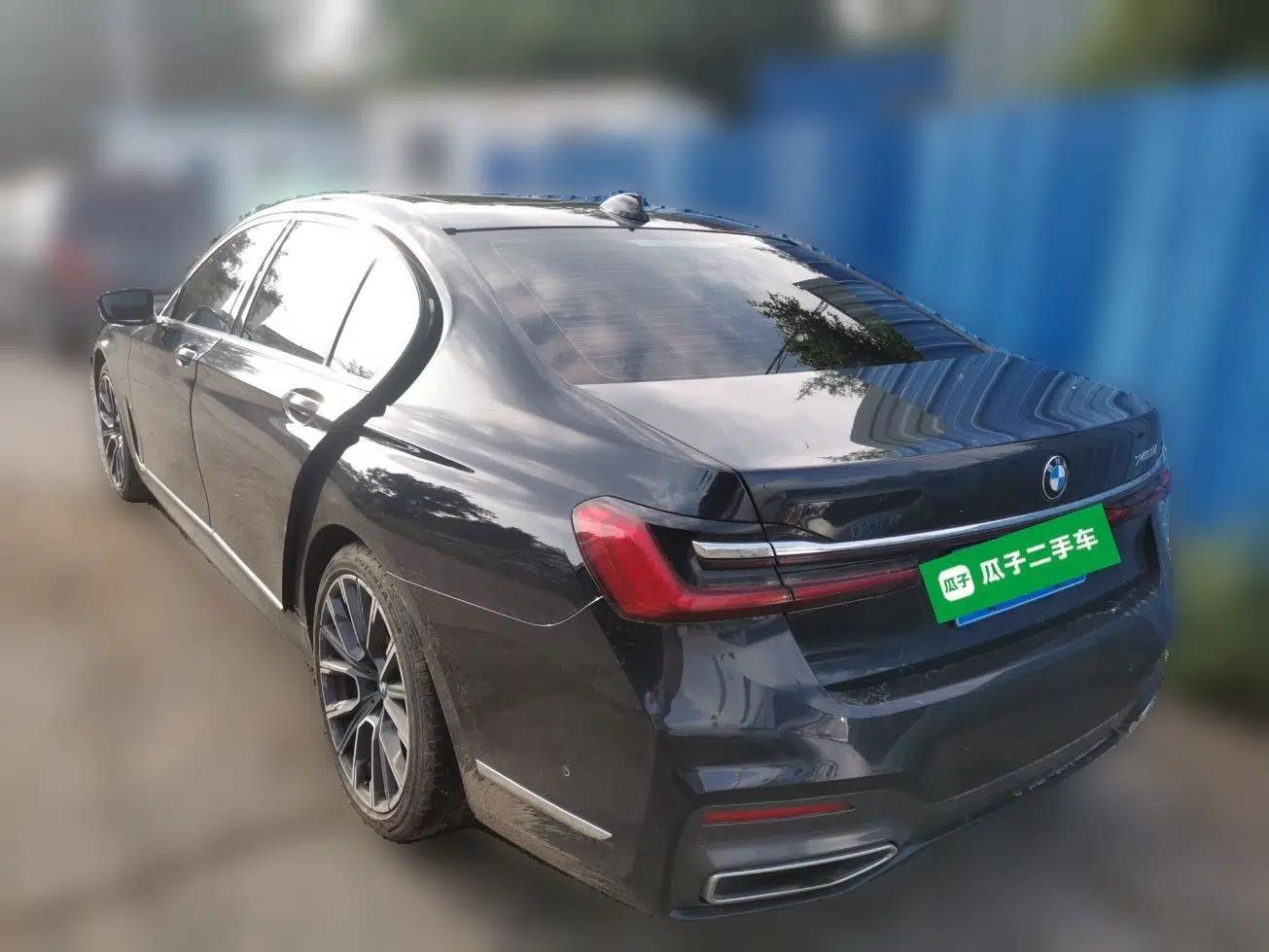 BMW 7 Series 2021 740Li Leading Model M Sport Package — миниатюра 4