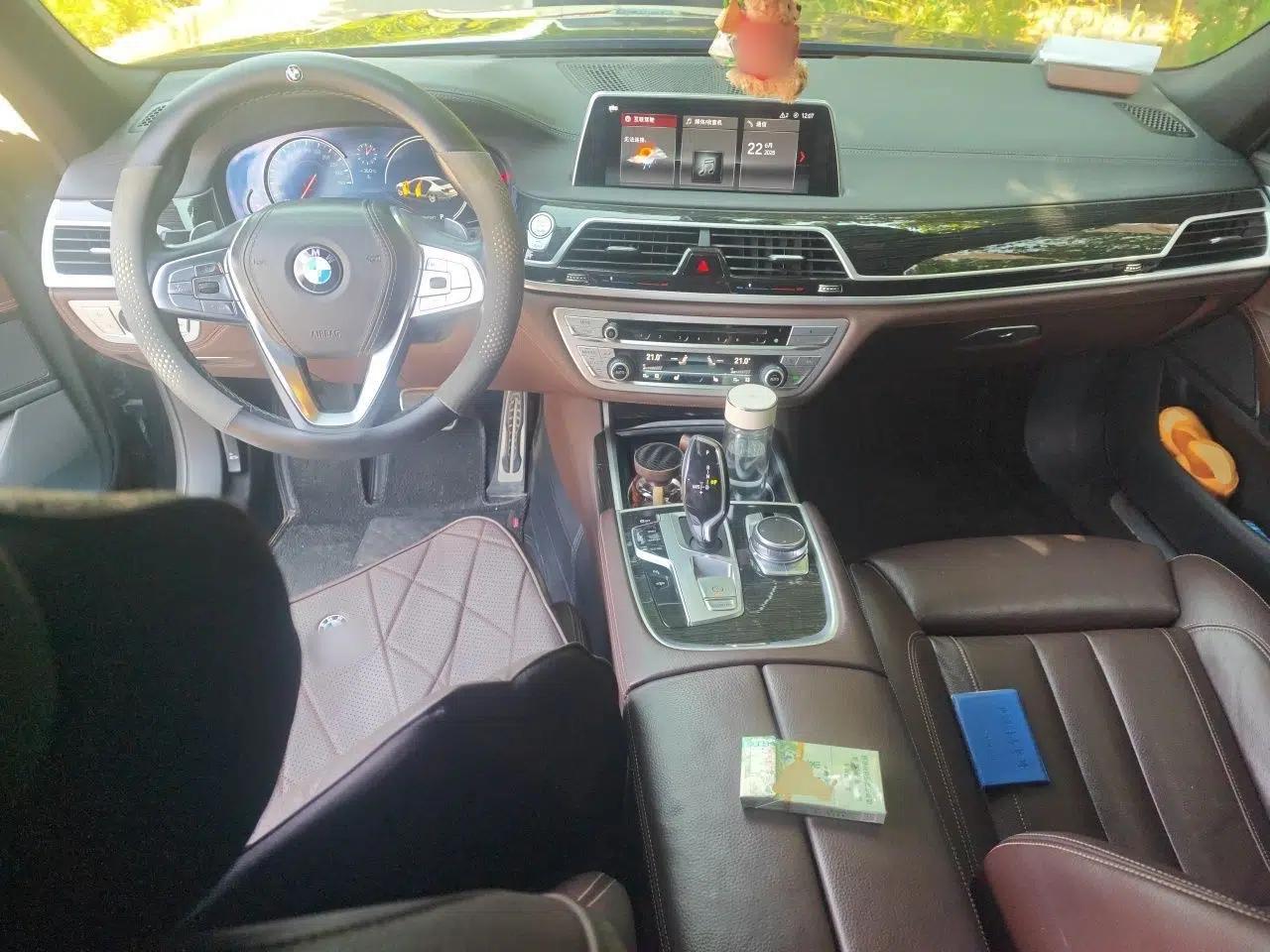 BMW 7 Series 2018 730Li Leading Model M Sport Package — миниатюра 9