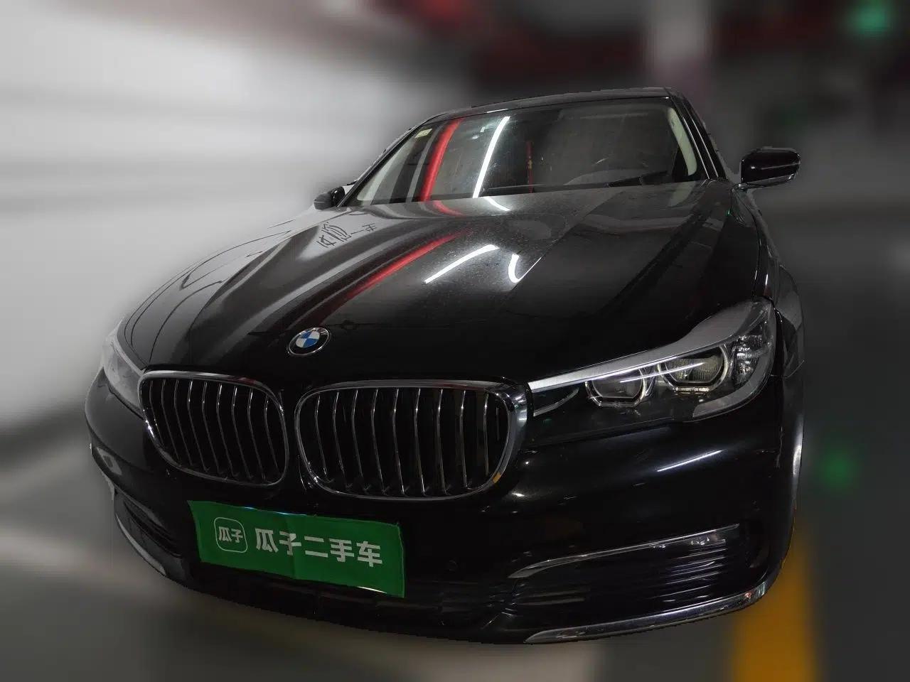 BMW 7 Series 2016 730Li Leading Model — миниатюра 2