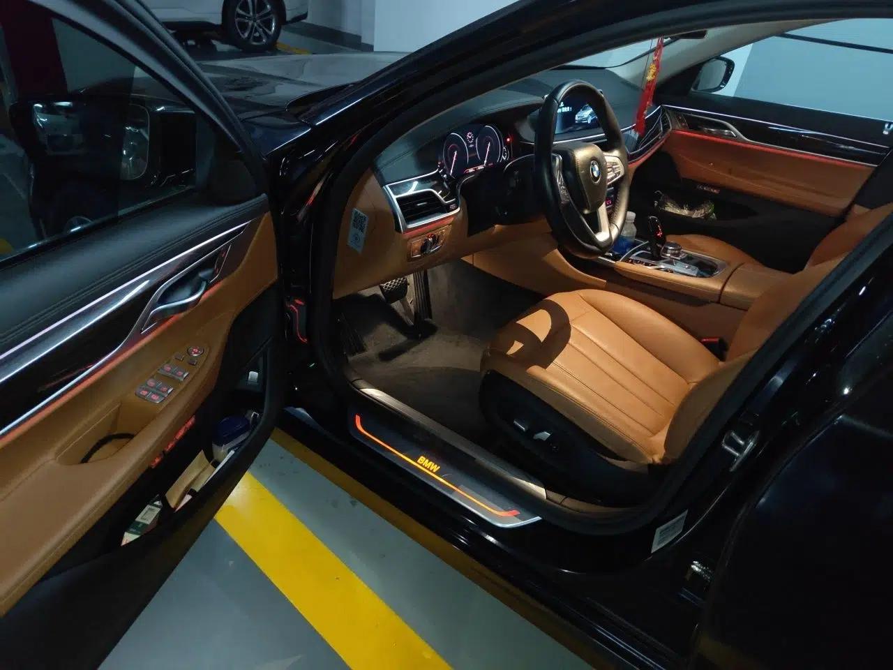 BMW 7 Series 2016 730Li Leading Model — миниатюра 13