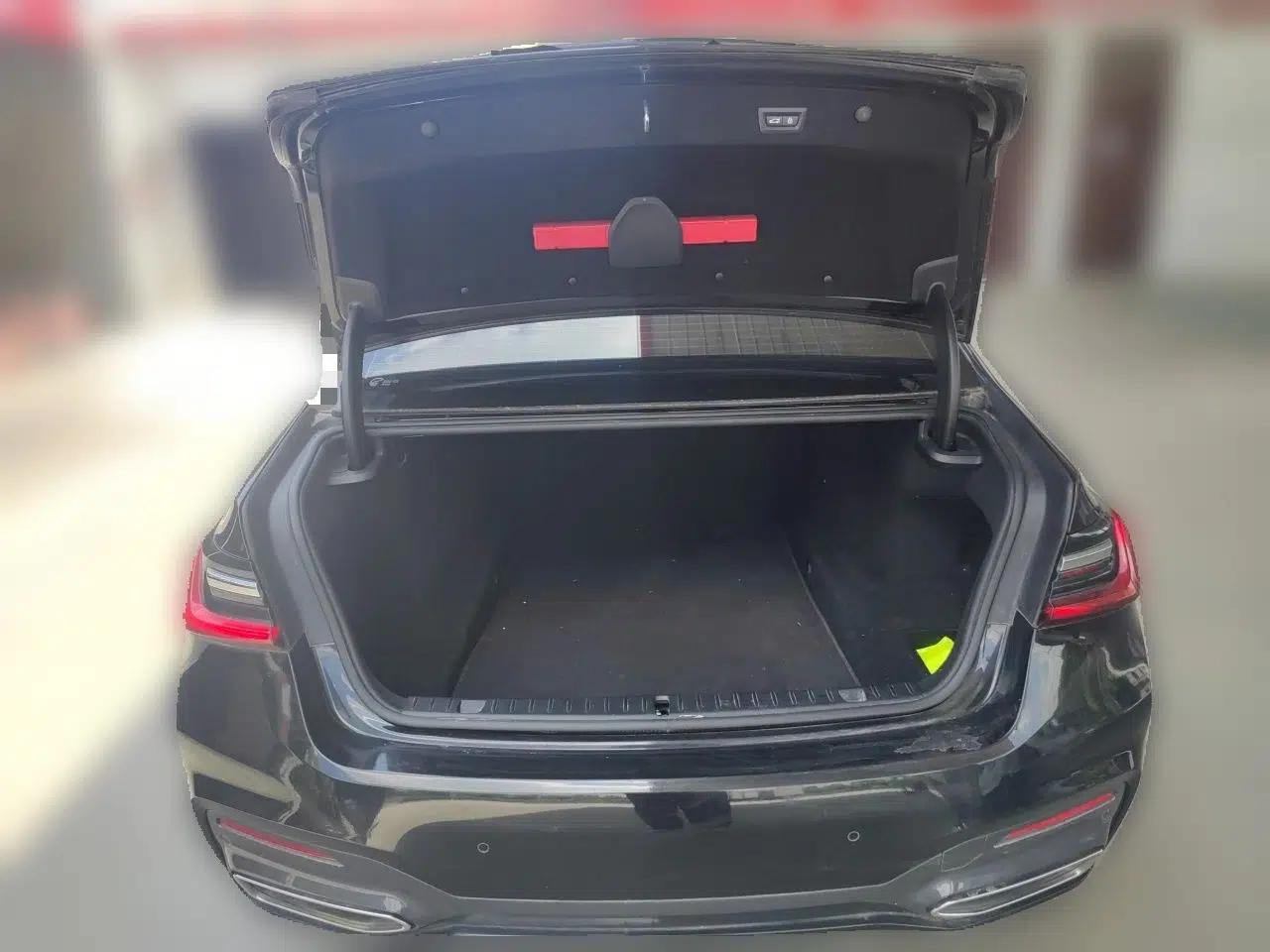BMW 7 Series 2021 730Li M Sport Package — миниатюра 19