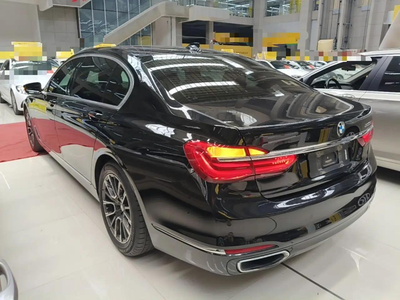 BMW 7 Series 2017 730Li Leading Model — миниатюра 4