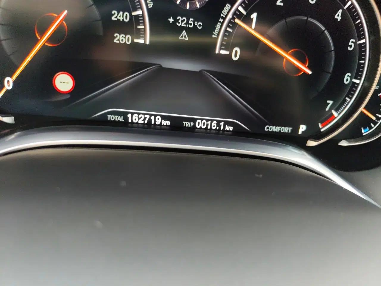 BMW 7 Series 2016 740Li Luxury Edition — миниатюра 12