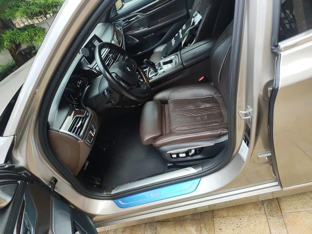 BMW 7 Series 2016 740Li Luxury Edition — миниатюра 15