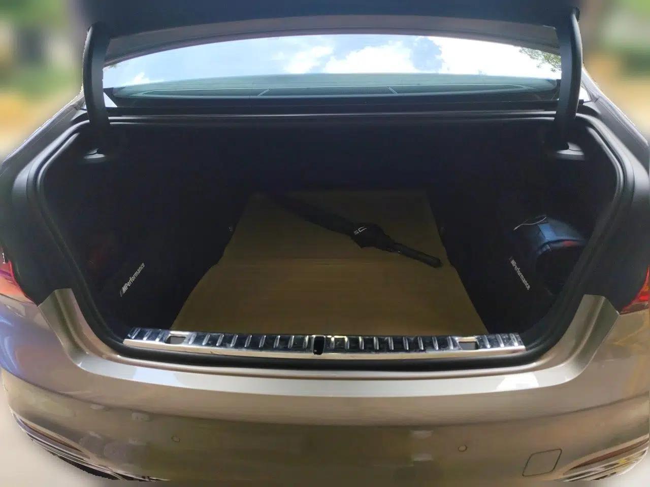 BMW 7 Series 2016 740Li Luxury Edition — миниатюра 19