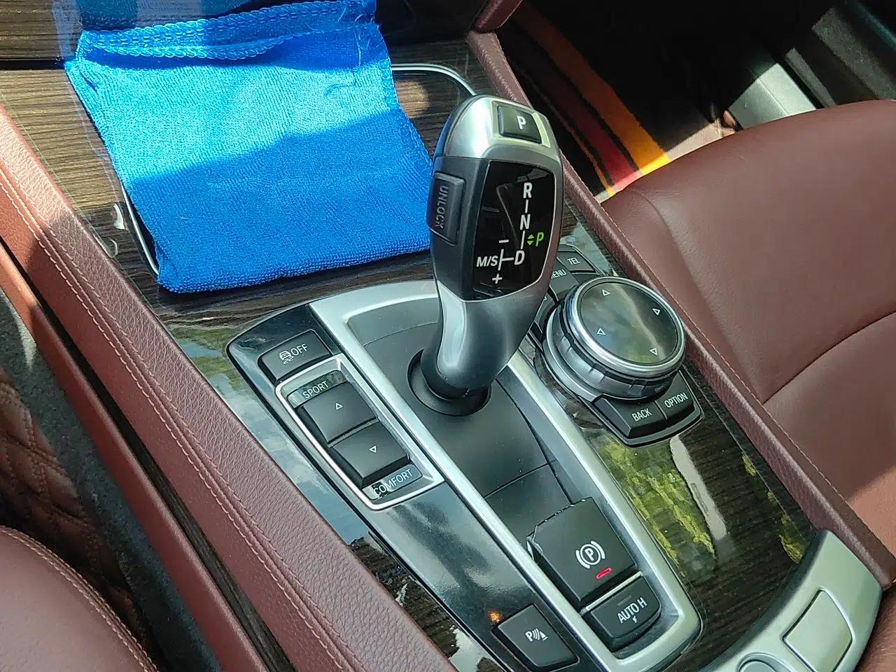 BMW 7 Series 2013 730Li Leading Model — миниатюра 14