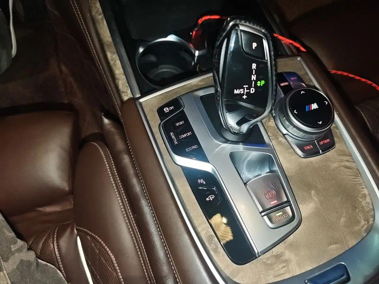 BMW 7 Series 2019 Restyled 740Li Leading Luxury Package — миниатюра 14