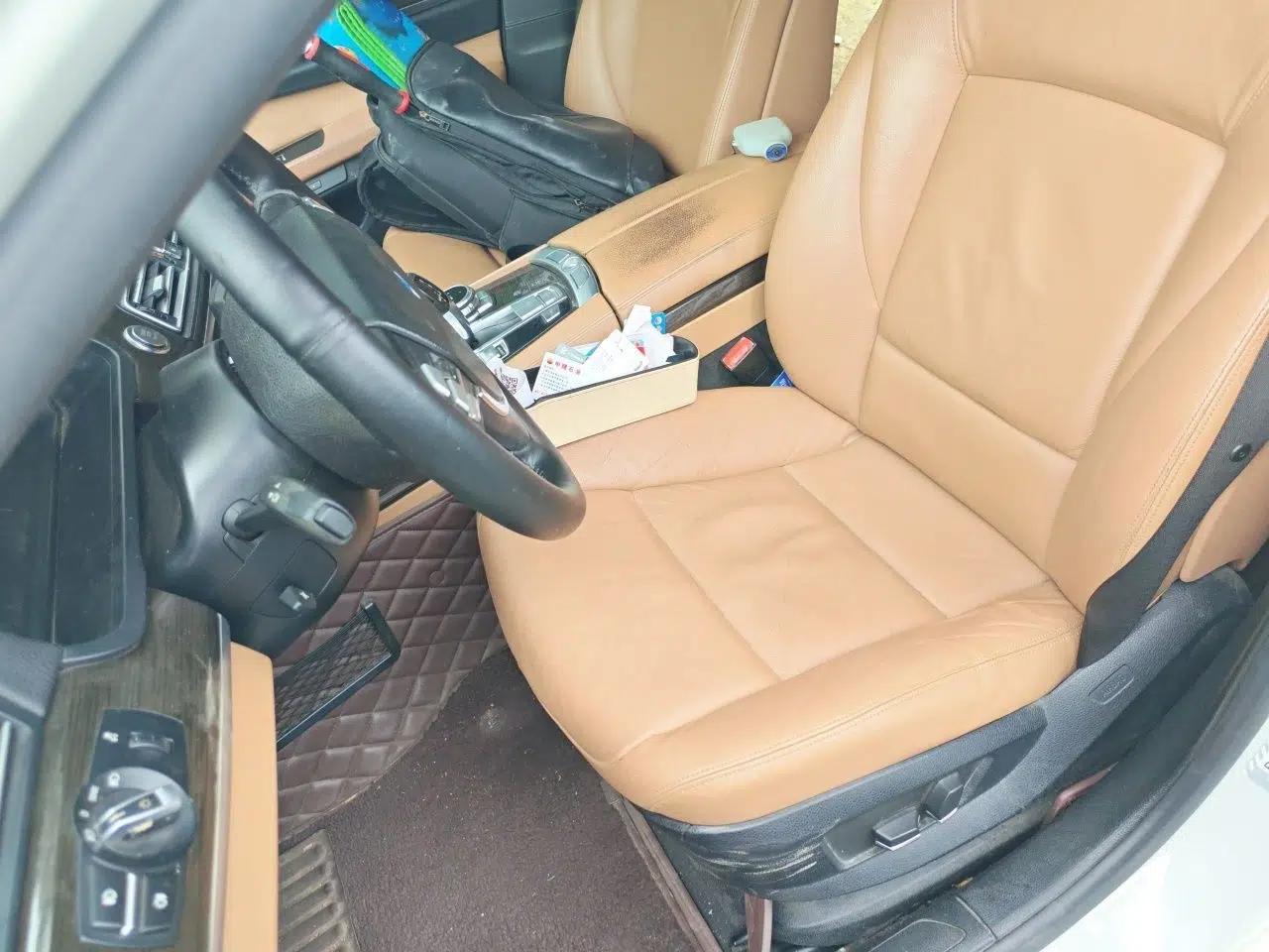 BMW 7 Series 2011 730Li Elegant Model — миниатюра 15