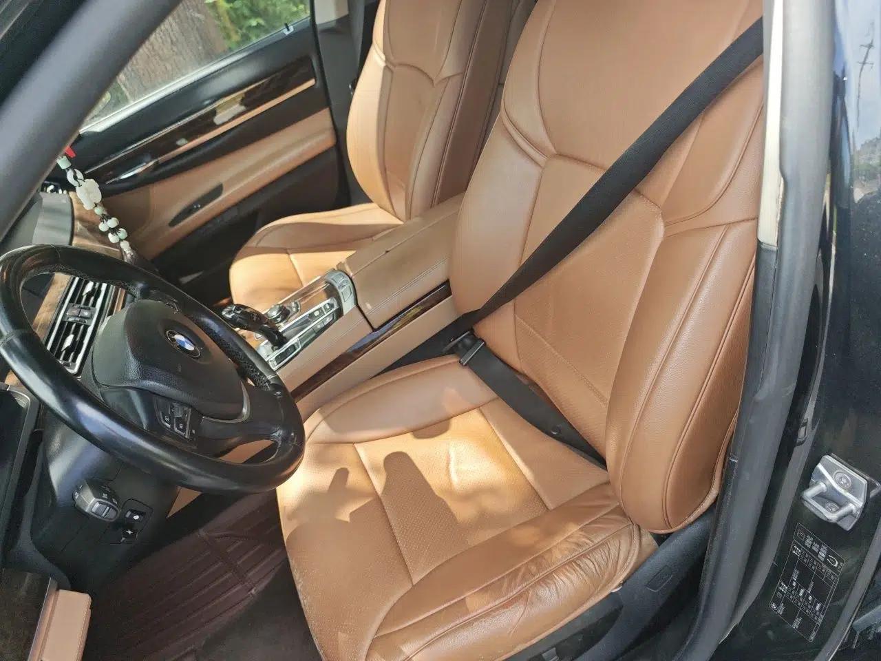 BMW 7 Series 2011 760Li Steinway Limited Edition — миниатюра 15