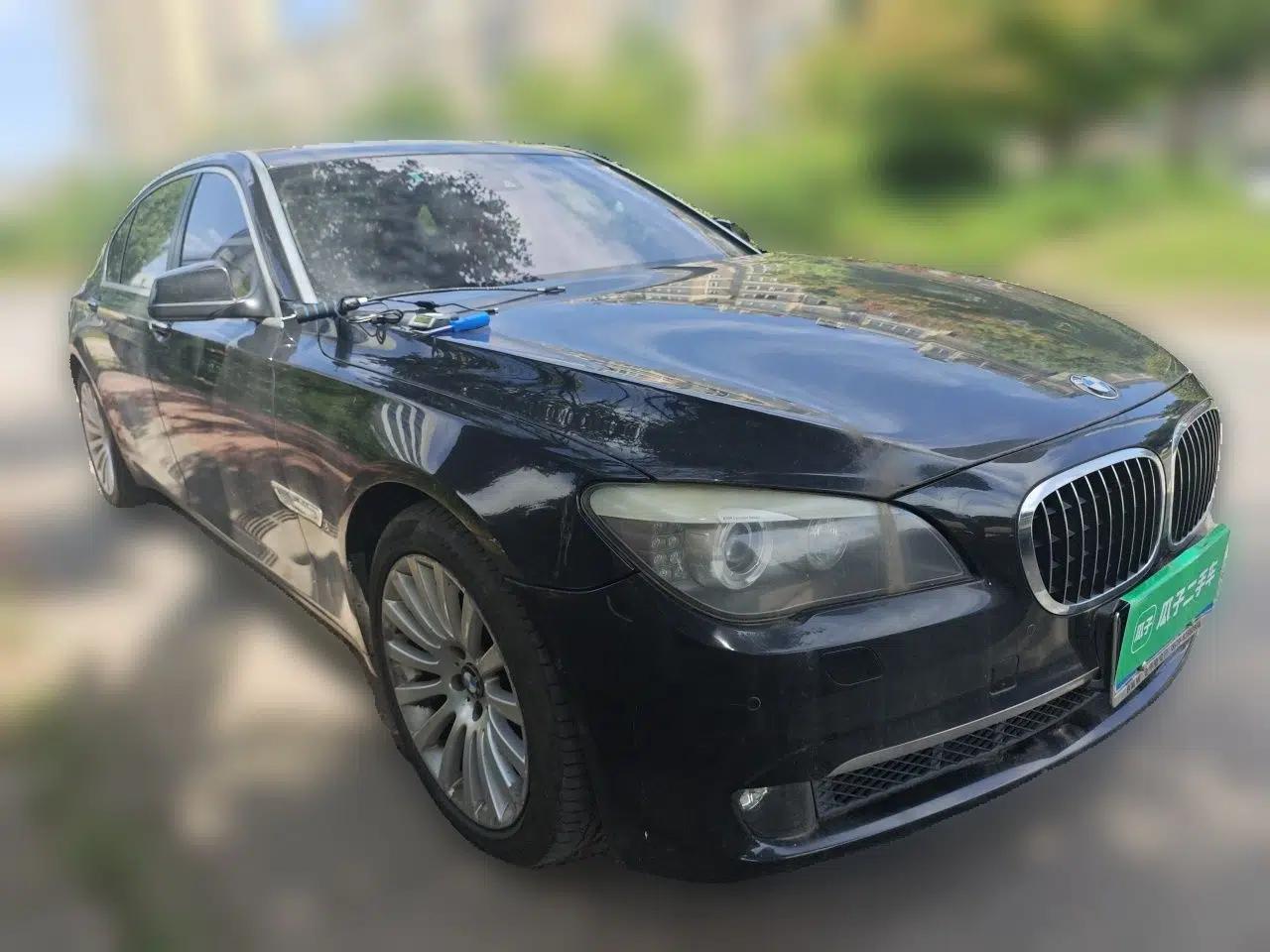 BMW 7 Series 2011 760Li Steinway Limited Edition — миниатюра 3