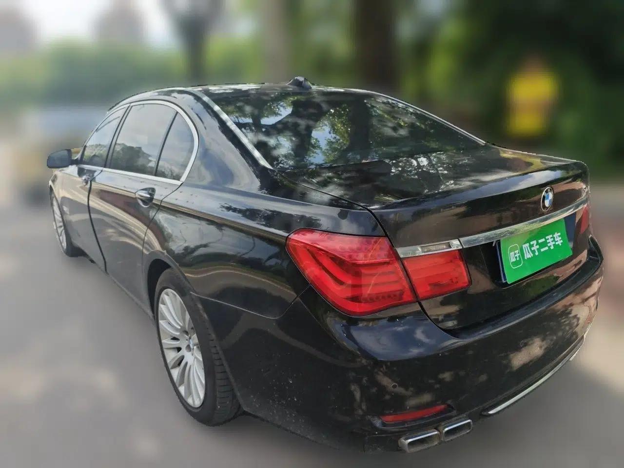BMW 7 Series 2011 760Li Steinway Limited Edition — миниатюра 4