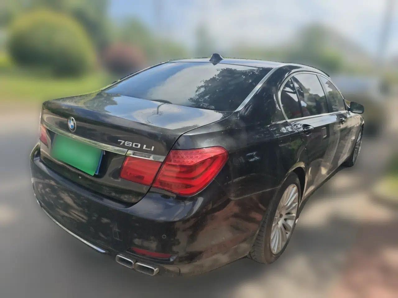 BMW 7 Series 2011 760Li Steinway Limited Edition — миниатюра 6
