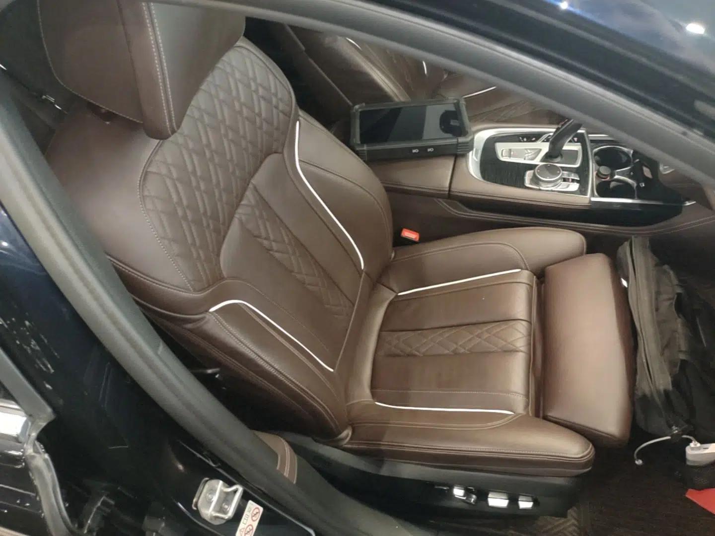 BMW 7 Series 2021 730Li M Sport Package — миниатюра 25