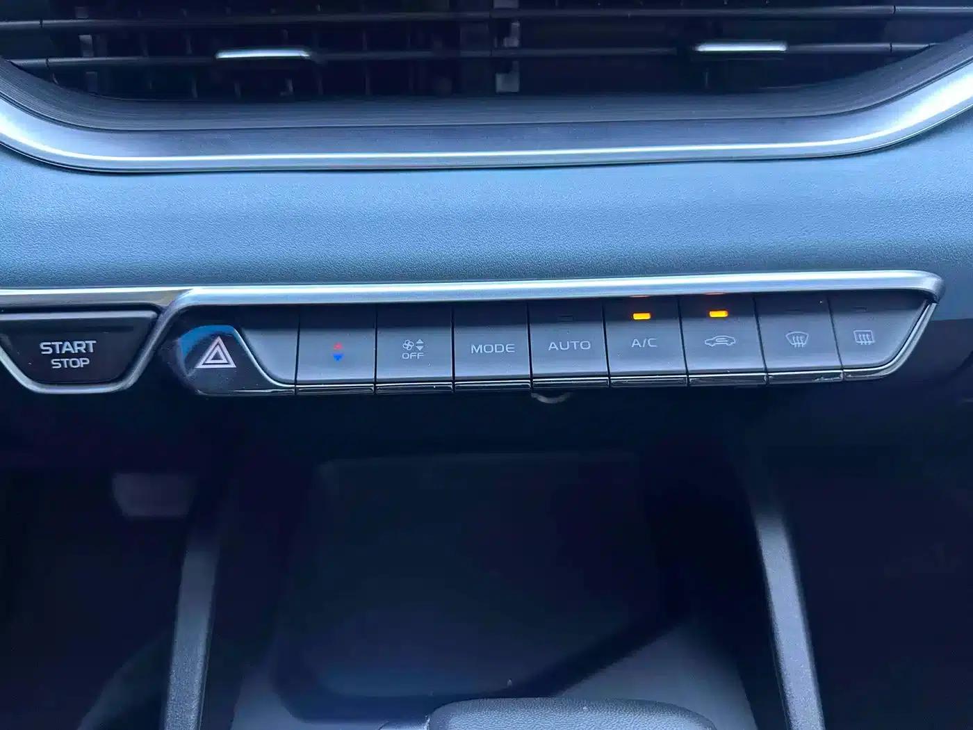 Geely Emgrand S 2022 1.4T CVT Crossover Player Edition — миниатюра 13