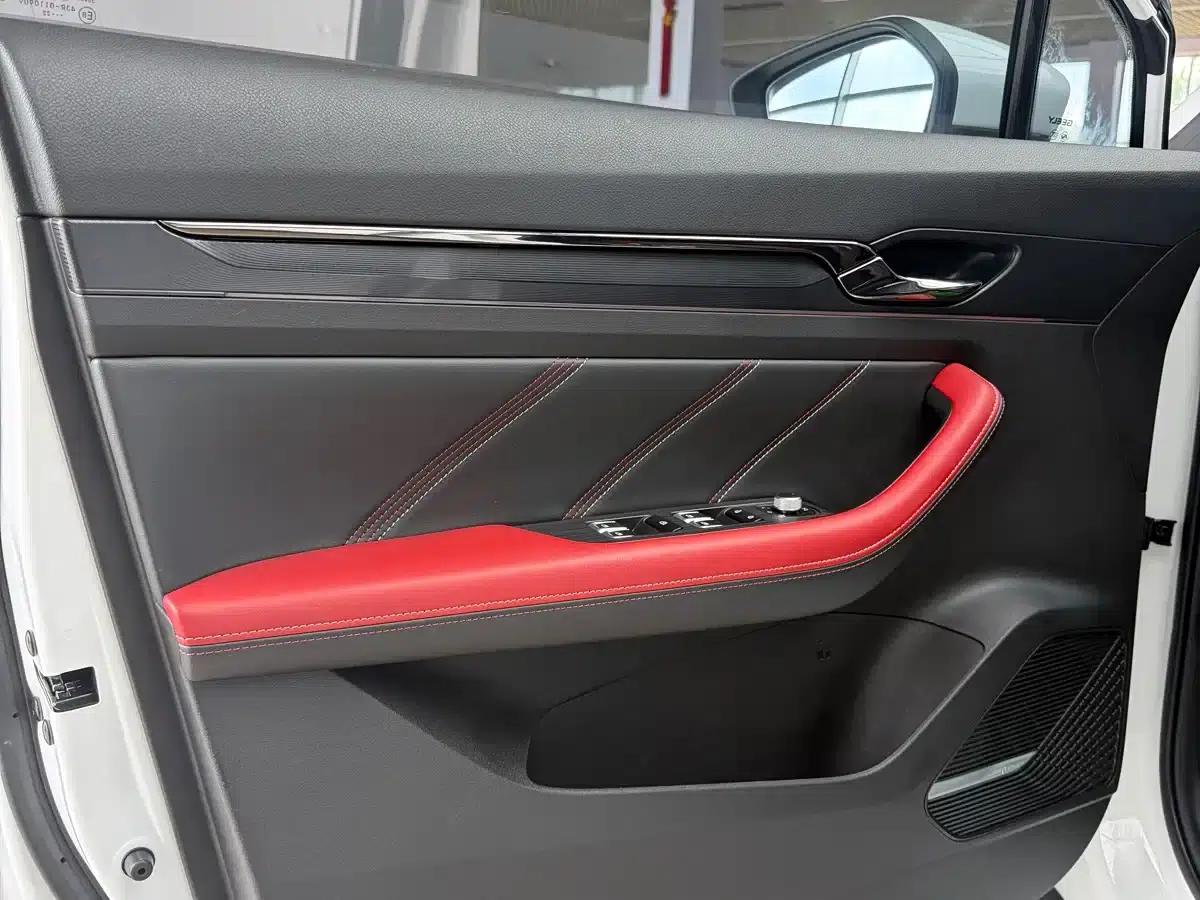 Geely Emgrand S 2021 1.4T CVT Premium Edition — миниатюра 9