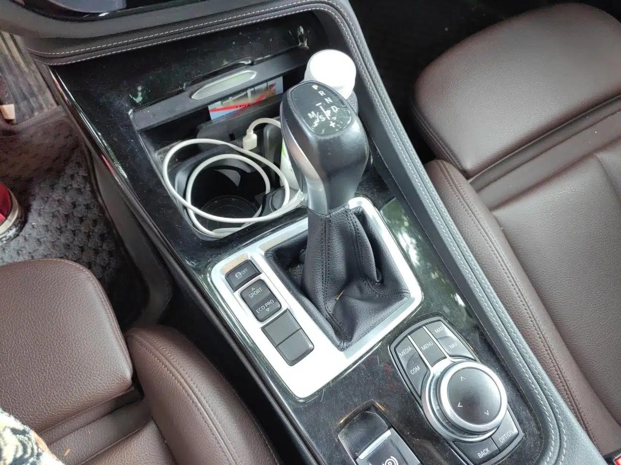 BMW 1 Series 2019 120i Leading Model M Sport Package — миниатюра 14